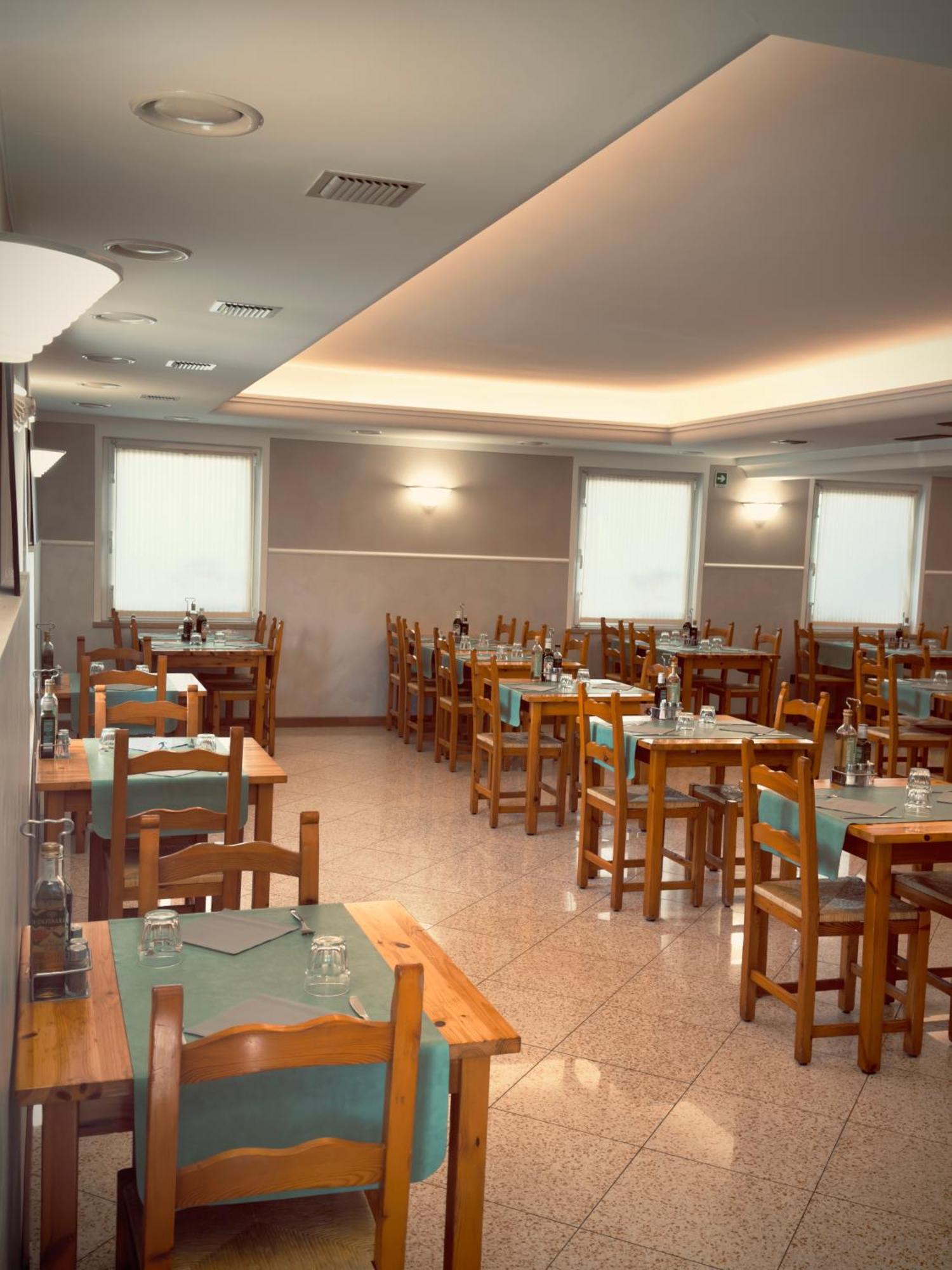 Albergo Trattoria Al Taj Sevegliano Εξωτερικό φωτογραφία